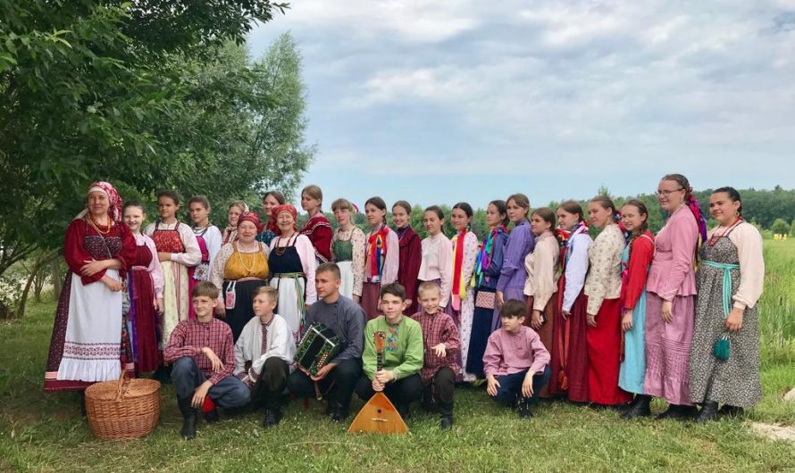 Всероссийский фольклорный конкурс «Живая традиция-2022»: номинация «Фольклорные ансамбли»