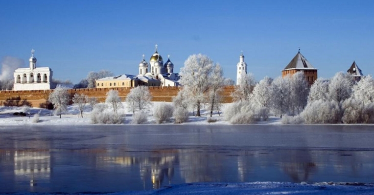Новогодний фейерверк — 2023 в Великом Новгороде