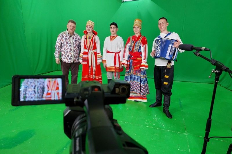 Вокальный ансамбль «Перезвон» принял участие в съемках телепередачи «Гармонисты России» для телеканала «Жар птица»